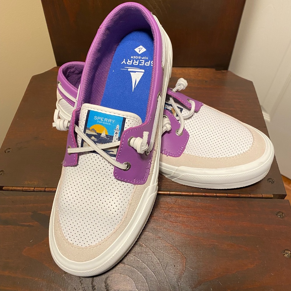 Women’s Sperry Top Sider Leather Boat Shoes sz 9 (US)